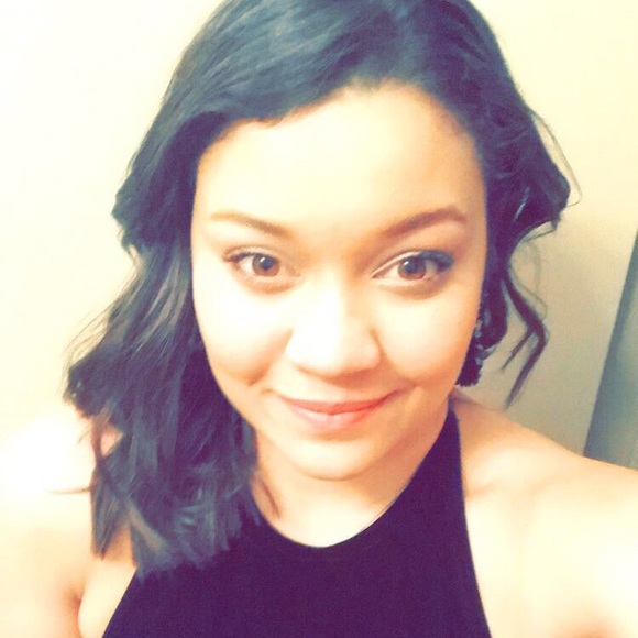 Meet your Posher, Melissa - Picture 1 of 1